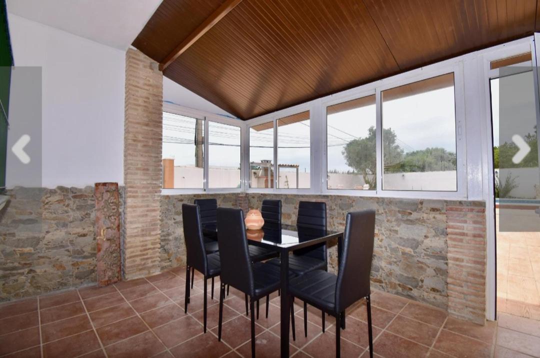 Chalet Villa Caulina Chiclana de la Frontera Exterior photo